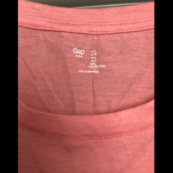 Gap tee - Picture 2 of 3